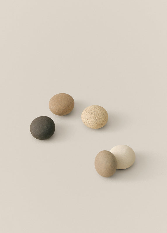 [Modori] Handmade Pebble Magnets