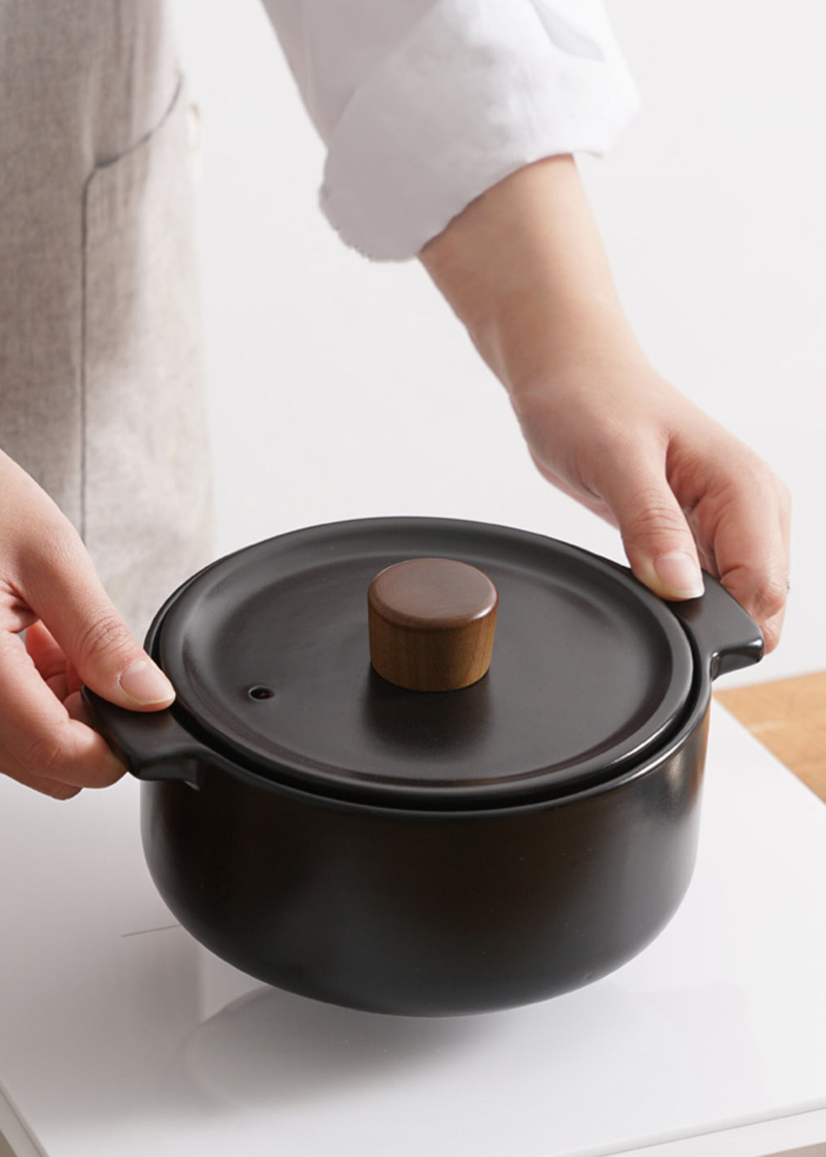 Our Review of Korean Pot: Ttukbaegi Pot With Lid 뚝배기, by Top Reviewing